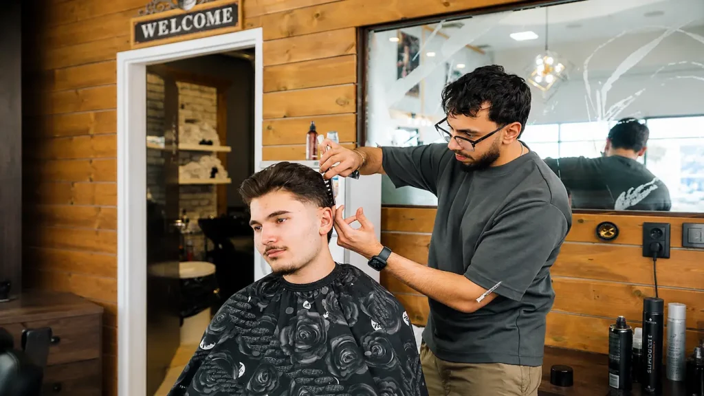 Ramtin performing a fade haircut in Richmond Hill